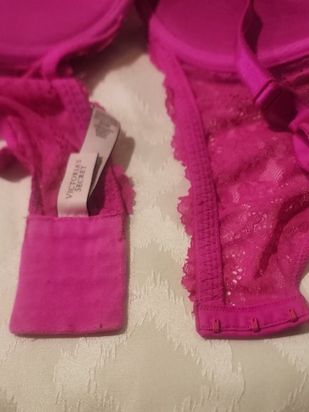 Victoria's Secret Fuchsia Push-Up Bra - Picture 11 of 11